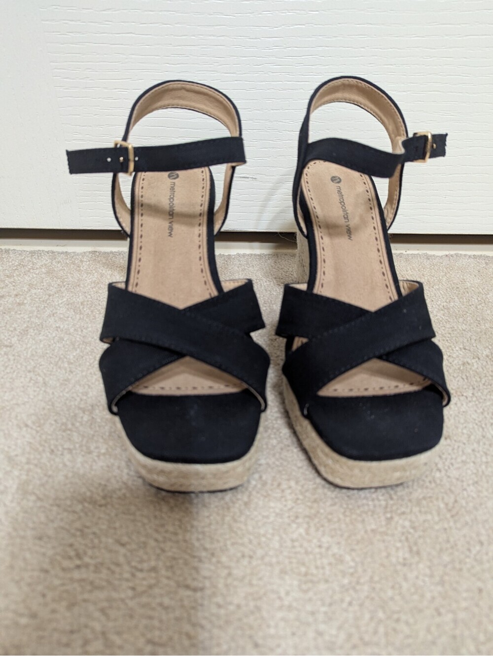Metropolitan View Women's Black Wedge Sandals Size 7.5 New Without Box